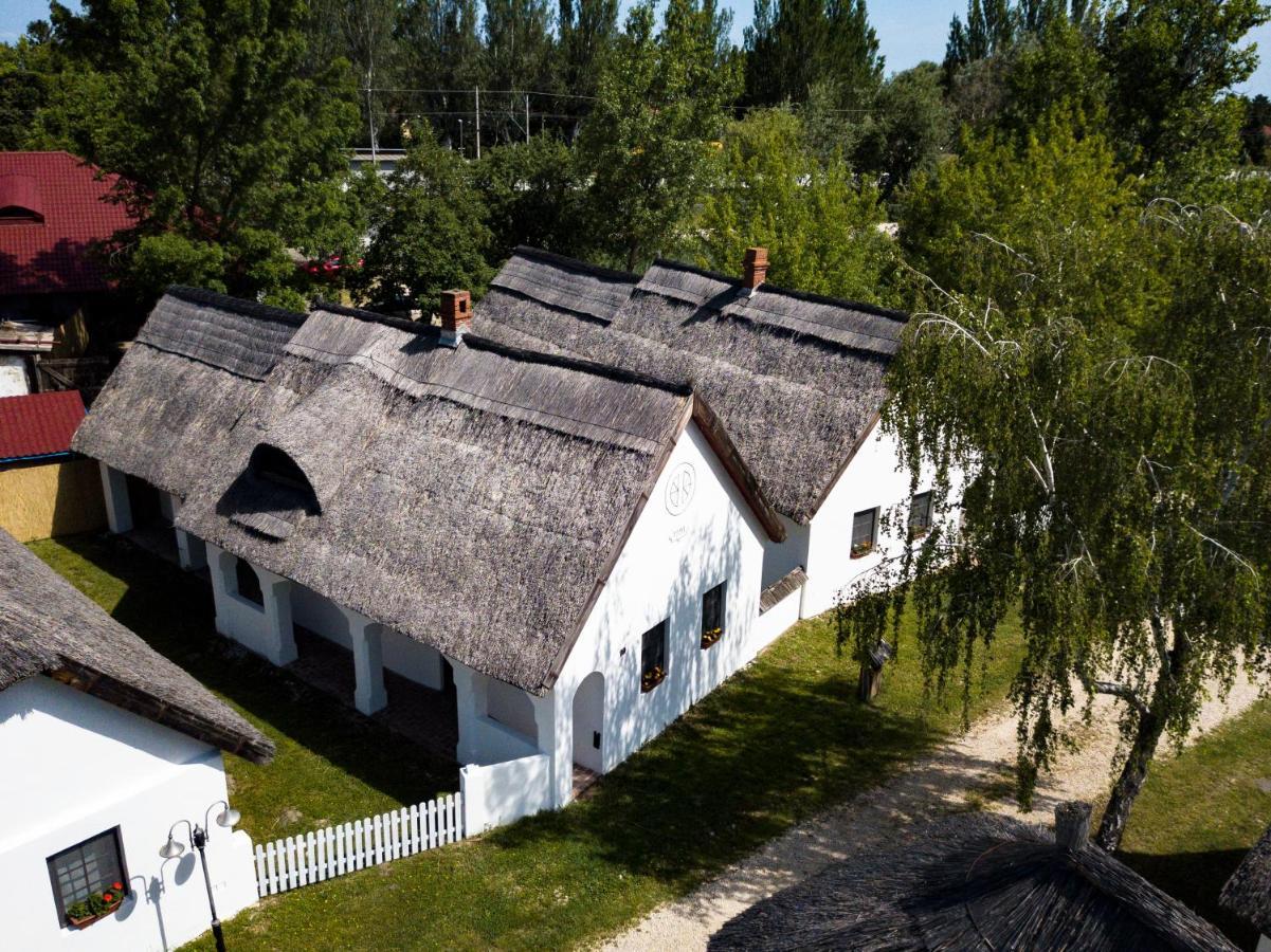 扎马迪 Bohem Birtok Es Csarda酒店 外观 照片